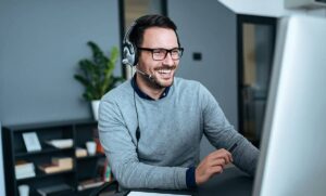 The Importance of Online Customer Service: How It Can Make or Break Your Business